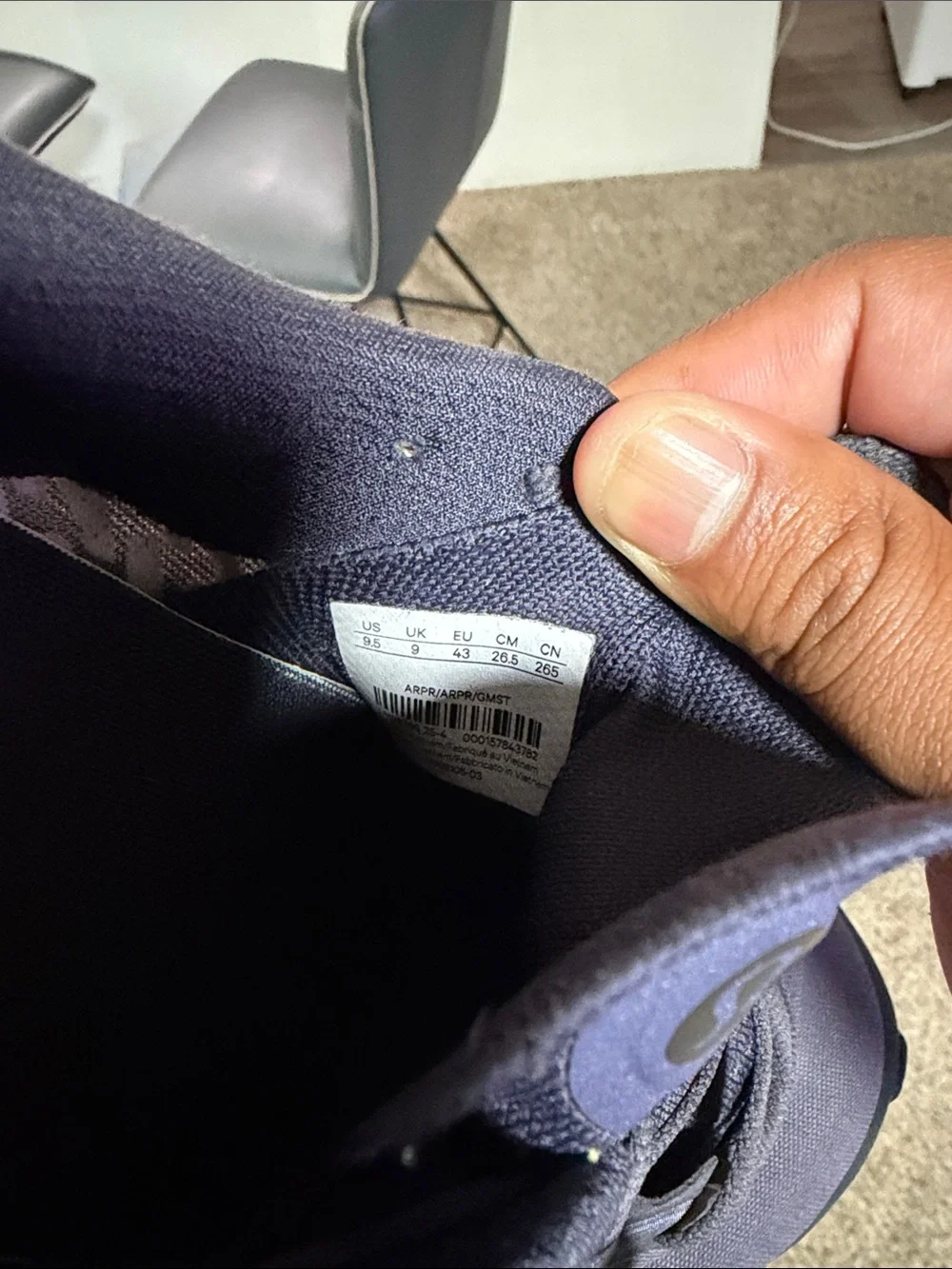 Split Shift Running Shoes - Men’s 9.5
